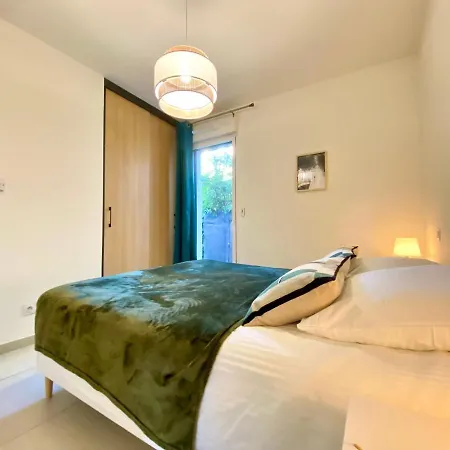 Apartment Le Pearl By Scls Locations Cannes